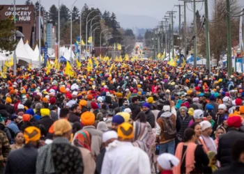 ലോകറെക്കോർഡ് വീണ്ടും; ലോകത്തിലെ ഏറ്റവും വലിയ വൈശാഖി ആഘോഷമായി സറി പരേഡ്