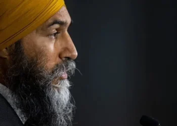 പാർട്ടി സ്റ്റാറ്റസ് നഷ്ടപ്പെട്ടാൽ സിംഗിന്റെ നേതൃപദവി തെറിക്കുമോ? 6 പാർട്ടി സ്റ്റാറ്റസ് നഷ്ടപ്പെട്ടാൽ സിംഗിന്റെ നേതൃപദവി തെറിക്കുമോ?