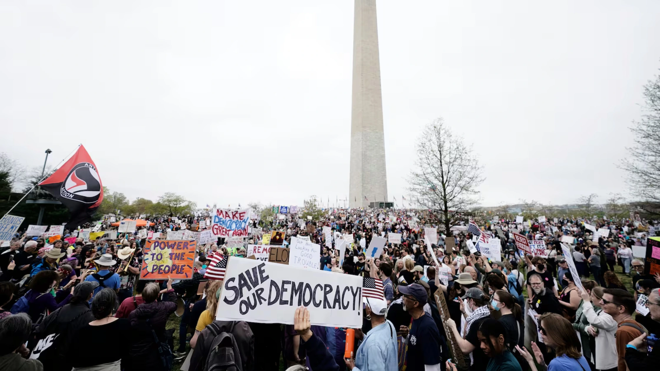 ട്രംപ്-മസ്ക് ഭരണത്തിനെതിരെ അമേരിക്കയെ പിടിച്ചുകുലുക്കിയ ‘ഹാൻഡ്സ് ഓഫ്’ പ്രതിഷേധം