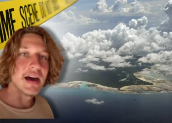 നിരോധിത ഇന്ത്യൻ ഗോത്ര ദ്വീപിൽ ഇറങ്ങിയ അമേരിക്കൻ ടൂറിസ്റ്റ് അറസ്റ്റിൽ 10 നിരോധിത ഇന്ത്യൻ ഗോത്ര ദ്വീപിൽ ഇറങ്ങിയ അമേരിക്കൻ ടൂറിസ്റ്റ് അറസ്റ്റിൽ