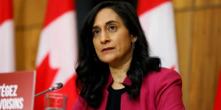 ഓട്ടോ കമ്പനികൾ കാനഡയിൽ തുടരുമെന്ന് ഉറപ്പ്: അനിറ്റ ആനന്ദ്