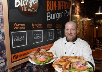 ബർഗർ ഹെവനിലെ പ്രശസ്തമായ”ബർഗർ പോൾ” ആവേശകരമായ ആരംഭം