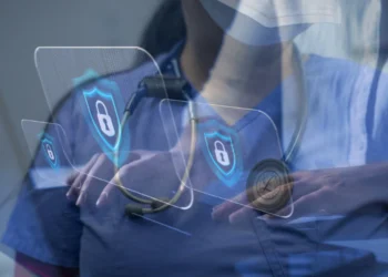 ആൾമാറാട്ടവും വ്യാജ വായ്പകളും! ബി.സിയിൽ ആരോഗ്യ പ്രവർത്തകരുടെ വിവരങ്ങൾ ചോർന്നു