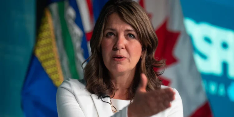 മയക്കുമരുന്നിന് അടിമയായവർക്ക് നിർബന്ധിത ചികിത്സ: അൽബർട്ടയുടെ പുതിയ നിയമം വിവാദത്തിൽ