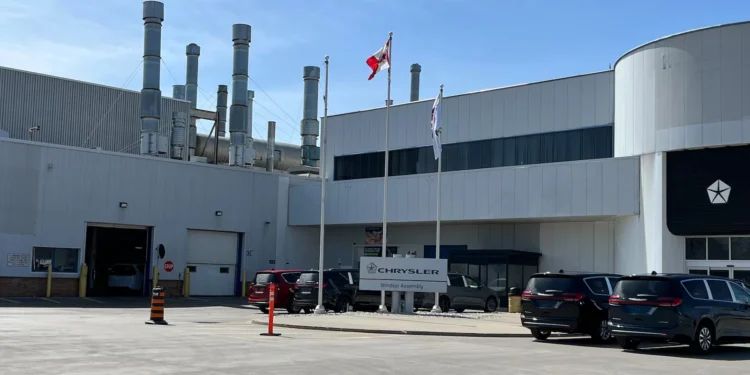 കാനഡയിലെ തൊഴിൽ നഷ്ടങ്ങൾക്ക് കാരണം യു.എസ് താരിഫുകൾ: കമ്പനികൾപറയുന്നു 1 കാനഡയിലെ തൊഴിൽ നഷ്ടങ്ങൾക്ക് കാരണം യു.എസ് താരിഫുകൾ: കമ്പനികൾപറയുന്നു