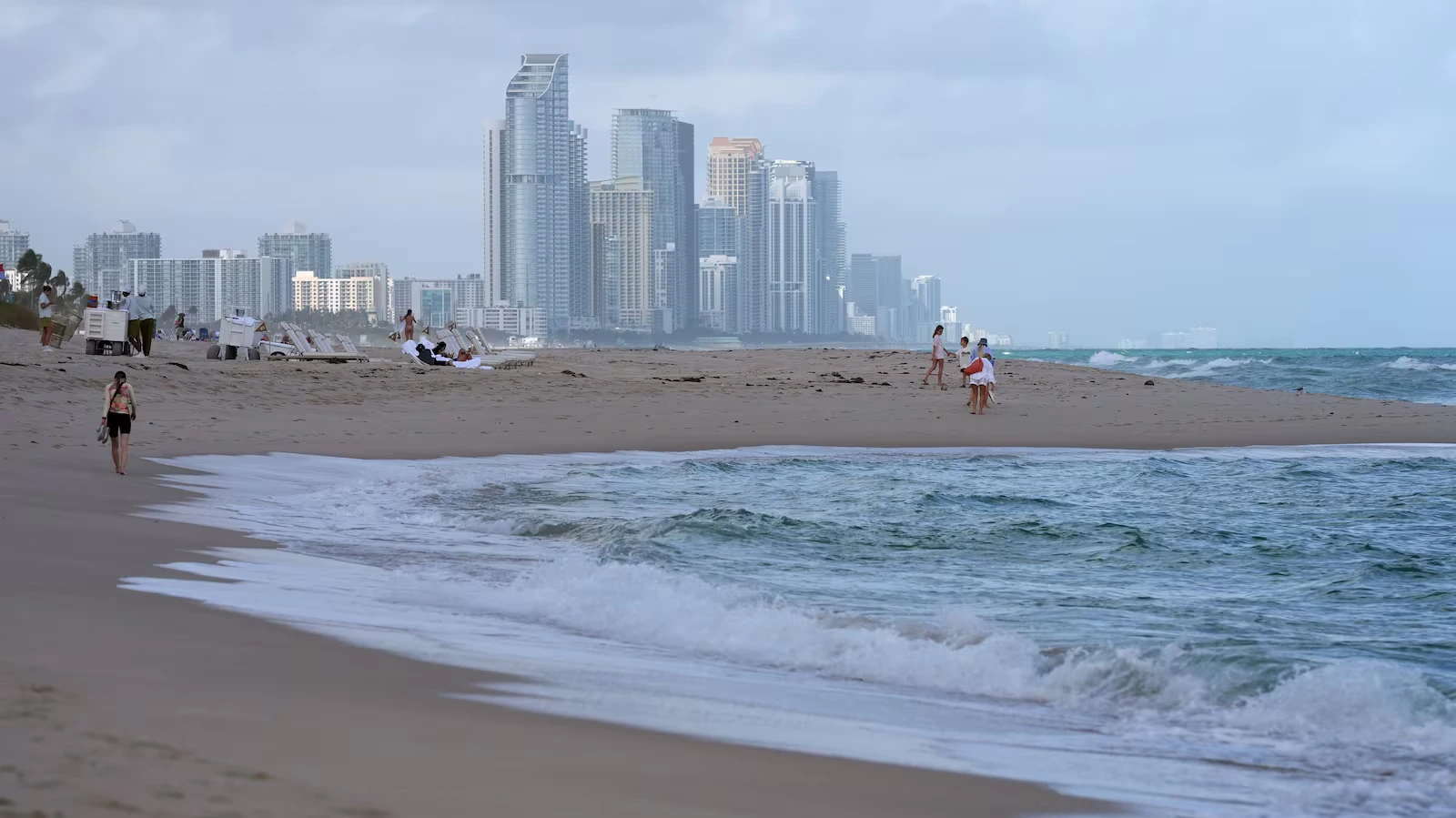 30 ദിവസത്തിൽ കൂടുതൽ അമേരിക്കയിൽ താമസിക്കുന്നവർക്ക് തിരിച്ചറിയൽ കാർഡ് നിർബദ്ധം