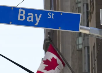 ട്രംപിന്റെ താരിഫ് നീക്കം: വിപണികൾ ചരിത്ര റെക്കോർഡിലേക്ക്!