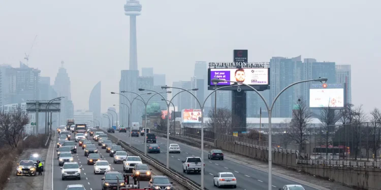 ടൊറന്റോയുടെ ഗതാഗതക്കുരുക്കിന് കാരണം നിർമ്മാണ പ്രവർത്തനങ്ങൾ!