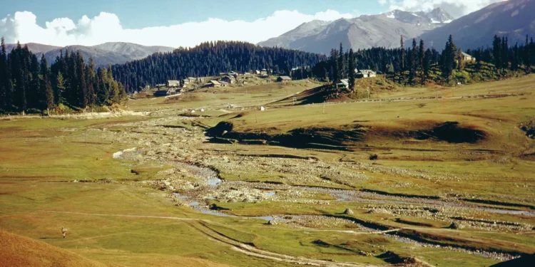 തത്കാലം ഇന്ത്യയിലെ ഈ പ്രദേശങ്ങളിലേക്ക് യാത്ര വേണ്ട; കാനഡയുടെ മുന്നറിയിപ്പ് 1 തത്കാലം ഇന്ത്യയിലെ ഈ പ്രദേശങ്ങളിലേക്ക് യാത്ര വേണ്ട; കാനഡയുടെ മുന്നറിയിപ്പ്