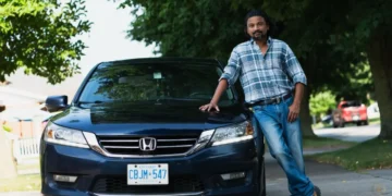 ഗിന്നസ് തൂക്കാൻ വളയം പിടിച്ച് നയാഗ്ര മലയാളി