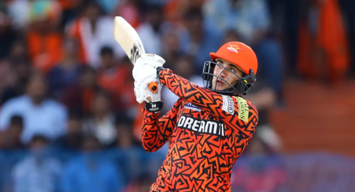 അഭിഷേക് ശർമ്മയുടെ വെടിക്കെട്ട് ബാറ്റിംഗ്;റെക്കോർഡ് ലക്ഷ്യം മറികടന്ന് സൺറൈസേഴ്സ്