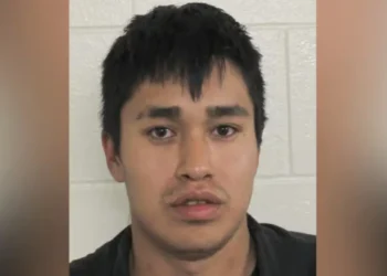 ബെസ്നാർഡ് ലേക്ക് ജയിലിൽ നിന്ന് തടവുകാരൻ രക്ഷപ്പെട്ടു.