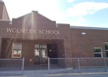 വോൾസ്‌ലി സ്കൂളിന്റെ പുനർനാമകരണം