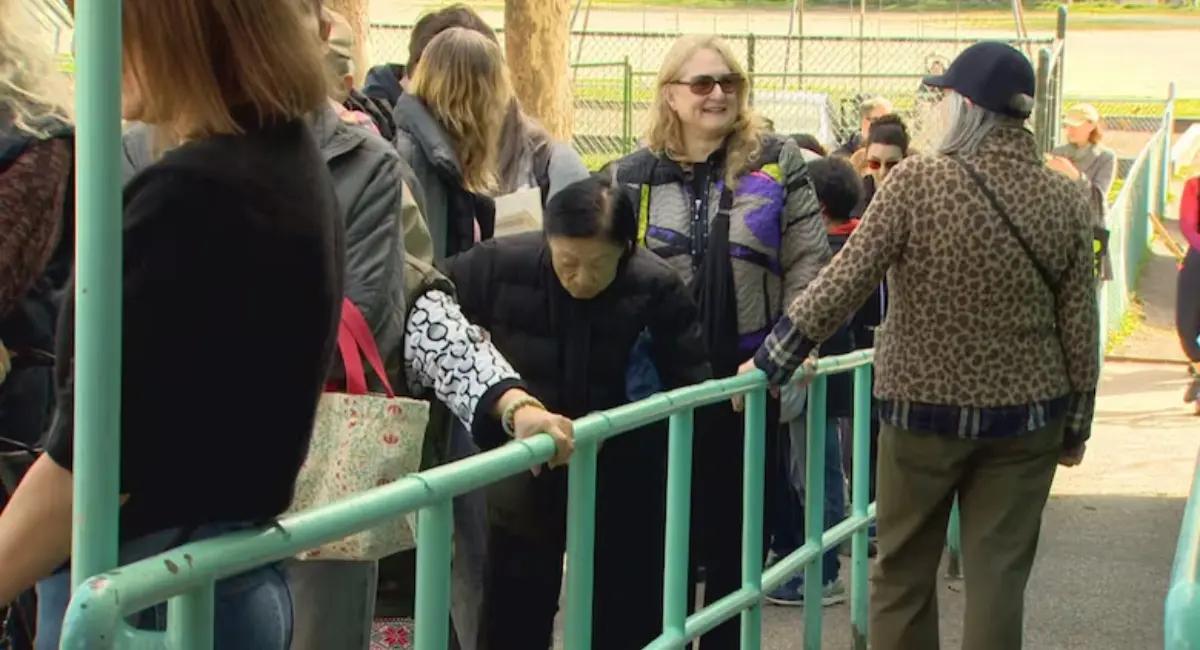 വാൻകൂവർ ഉപതിരഞ്ഞെടുപ്പിൽ വോട്ടർമാർ നീണ്ട കാത്തിരിപ്പിൽ