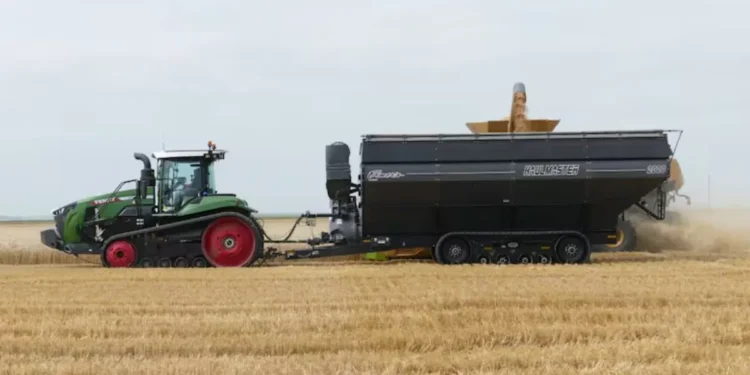 താരിഫുകൾ അവരുടെ ജീവിതത്തെ ബാധിക്കുന്നുവെന്ന് അമേരിക്കൻ കർഷകർ