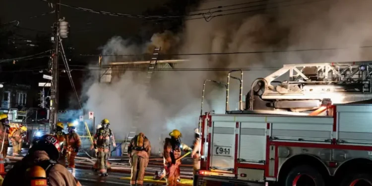 മൊണ്ട്രിയലിലെ ബിസിനസ് സ്ഥാപനത്തിൽ തീപിടുത്തം 1 മൊണ്ട്രിയലിലെ ബിസിനസ് സ്ഥാപനത്തിൽ തീപിടുത്തം