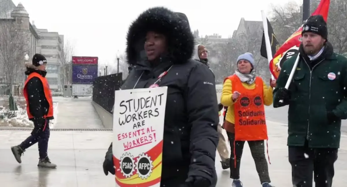 പിജി വിദ്യാർത്ഥികളുടെ സമരം നീളുന്നു