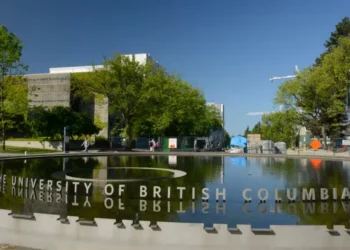 യുബിസി ഗ്രാജുവേറ്റ് പ്രോഗ്രാമുകൾ 8 യുബിസി ഗ്രാജുവേറ്റ് പ്രോഗ്രാമുകൾ