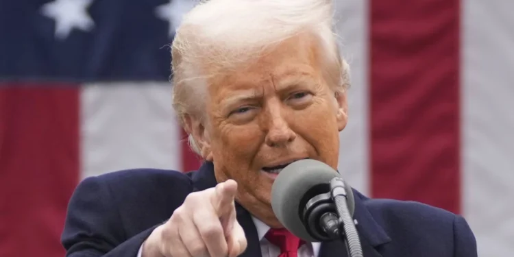 ട്രംപ് ആഗോള സാമ്പത്തിക വ്യവസ്ഥയെ തകിടം മറിക്കുന്നു