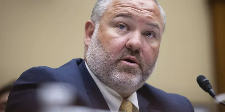 IRS മേധാവിയെ വീണ്ടും മാറ്റി ട്രംപ് 1 IRS മേധാവിയെ വീണ്ടും മാറ്റി ട്രംപ്