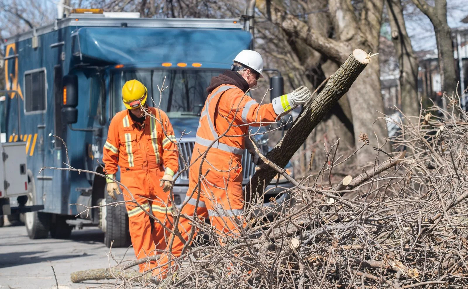 മഞ്ഞുവീഴ്ചയ്ക്കുശേഷം ഒന്റാരിയോയിൽ വൈദ്യുതി തടസ്സം കുറയുന്നു
