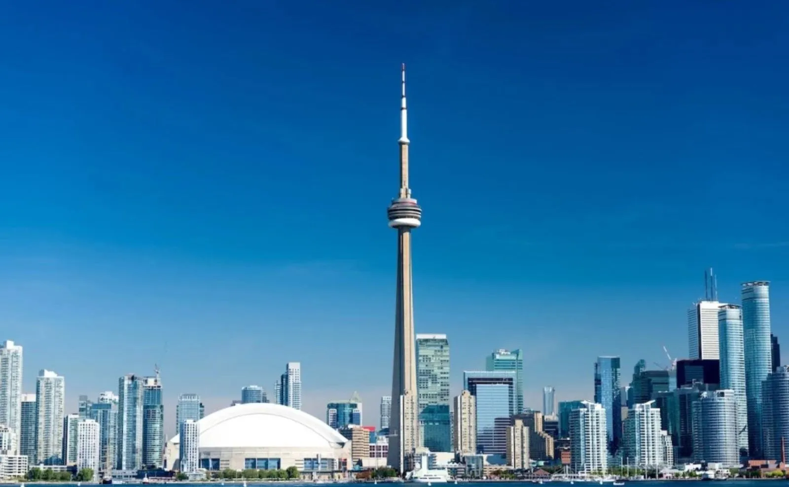 പിയേഴ്സൺ എയർപോർട്ടിൽ ഉയർന്ന ശമ്പളത്തിൽ പുതിയ ജോലികൾ