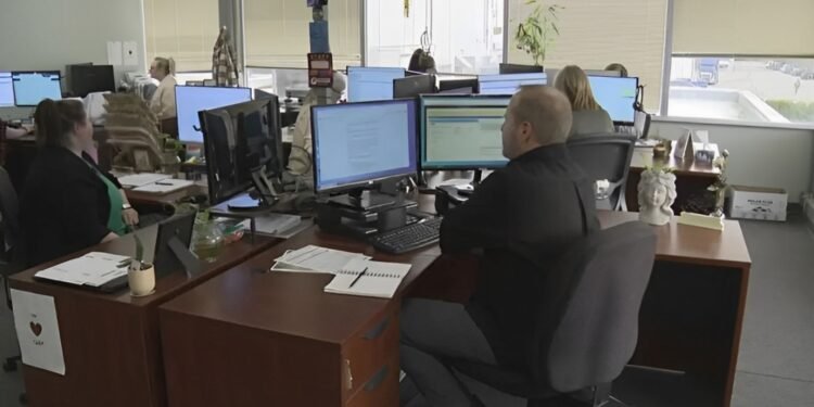 ലിബറേഷൻ ഡേ ഭീഷണി : 1 ലിബറേഷൻ ഡേ ഭീഷണി :