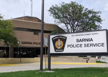 സർനിയയിൽ തിരഞ്ഞെടുപ്പ് ബോർഡുകൾ മോഷ്ടിക്കപ്പെട്ടു 5 സർനിയയിൽ തിരഞ്ഞെടുപ്പ് ബോർഡുകൾ മോഷ്ടിക്കപ്പെട്ടു