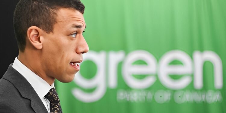 കാനഡയിലെ ഗ്രീൻ പാർട്ടിക്ക് തിരിച്ചടി; സംവാദത്തിൽ നിന്ന് കാനഡ ഗ്രീൻ പാർട്ടിക്ക് വിലക്ക് 1 കാനഡയിലെ ഗ്രീൻ പാർട്ടിക്ക് തിരിച്ചടി; സംവാദത്തിൽ നിന്ന് കാനഡ ഗ്രീൻ പാർട്ടിക്ക് വിലക്ക്