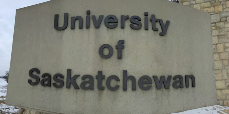 “സാമ്പത്തിക ഭാരം താങ്ങാനാവില്ല” – ഫീസ് വർധനവിനെതിരെ വിദ്യാർത്ഥി യൂണിയൻ