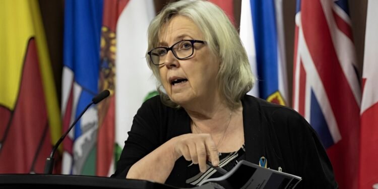 “ഞാൻ ജനങ്ങളുടെ ശബ്ദമാണ്” – കടുത്ത മത്സരത്തിനിടെ എലിസബത്ത് മേയ്