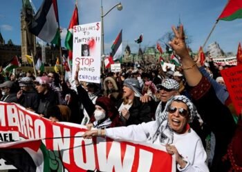 ഇസ്രയേലിലേക്കുള്ള ആയുധ കയറ്റുമതി തുടരുന്നതിനെതിരെ പാർലമെന്റ് ഹില്ലിൽ പ്രതിഷേധം