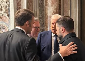 വത്തിക്കാനിൽ ട്രംപും സെലൻസ്കിയും കൂടിക്കാഴ്ച നടത്തി;