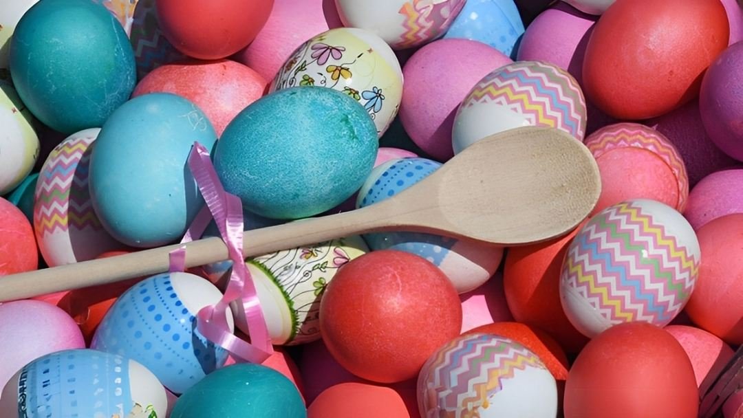 മുട്ടവില കുതിച്ചുയരുന്നു; ഈസ്റ്റർ ആഘോഷത്തിന് കിഴങ്ങും കല്ലും ഉപയോഗിച്ച് അമേരിക്കക്കാർ