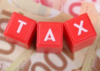 2025-ൽ ക്ലെയിം ചെയ്യാവുന്ന 10 CRA നികുതി ഇളവുകളും കിഴിവുകളും