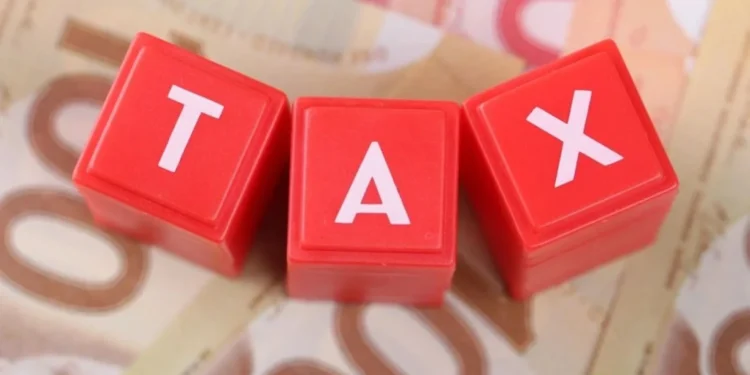 2025-ൽ ക്ലെയിം ചെയ്യാവുന്ന 10 CRA നികുതി ഇളവുകളും കിഴിവുകളും