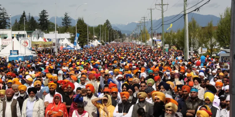 വിസ്മയമായി വൈശാഖി: ലോകത്തിലെ ഏറ്റവും വലിയ വൈശാഖി ഘോഷയാത്ര ഇന്ന് സറിയിൽ