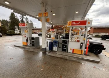 ബി.സിയിൽ ഇന്ധനവില താഴ്ന്നു