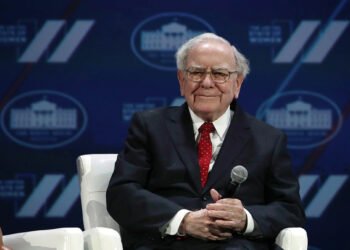 സോഷ്യൽ മീഡിയയിലെ പ്രസിദ്ധീകരണം നിഷേധിച്ച് ബഫറ്റ്; ഔദ്യോഗിക പ്രതികരണം ഒന്നുമില്ല 1 സോഷ്യൽ മീഡിയയിലെ പ്രസിദ്ധീകരണം നിഷേധിച്ച് ബഫറ്റ്; ഔദ്യോഗിക പ്രതികരണം ഒന്നുമില്ല