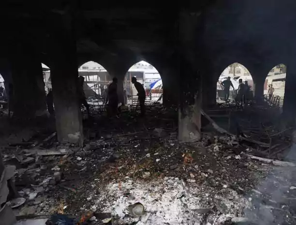 ഇസ്രായേൽ വ്യോമാക്രമണത്തിൽ ഗാസയിലെ സ്കൂൾ തകർന്നു; 10 പേർ കൊല്ലപ്പെട്ടു