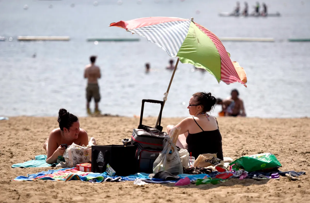 beach resting people