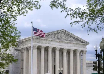 മാനുഷിക പരിരക്ഷ റദ്ദാക്കി: അഞ്ചു ലക്ഷത്തോളം കുടിയേറ്റക്കാർക്ക് യു.എസ്. സുപ്രീം കോടതിയുടെ തിരിച്ചടി