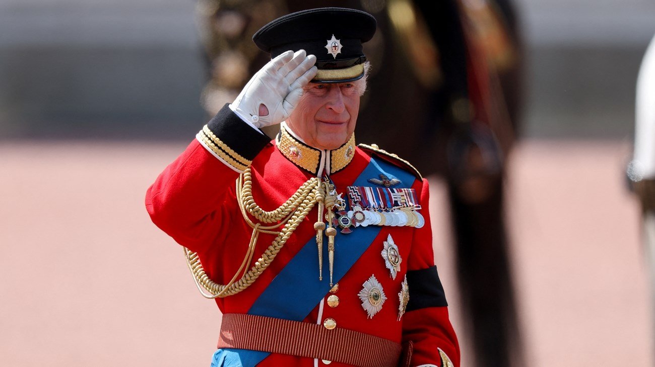 എയർ ഇന്ത്യ ദുരന്തം: കിംഗ് ചാൾസ് അനുസ്മരിച്ചു, കറുത്ത ബാന്റ് ധരിച്ച് രാജകുടുംബം