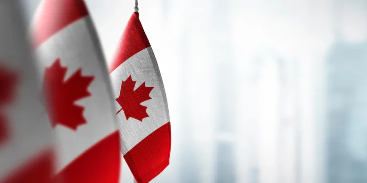 അപേക്ഷകൾ കുന്നുകൂടി; മാസങ്ങൾക്കുശേഷം ​IRCCയിൽ വീണ്ടും ബാക്ക്ലോ​ഗ് കൂടുന്നു