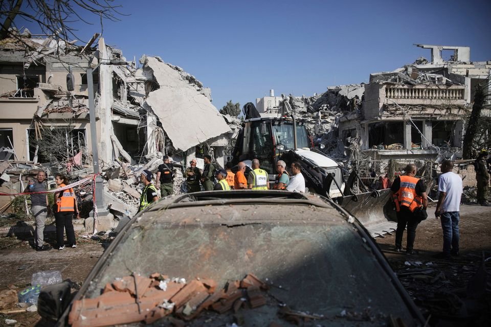 ഇറാൻ-ഇസ്രായേൽ സംഘർഷം രൂക്ഷമാകുന്നു; തെഹ്‌റാൻ കത്തിയെരിയുമെന്ന് ഇസ്രായേലിന്റെ മുന്നറിയിപ്പ്