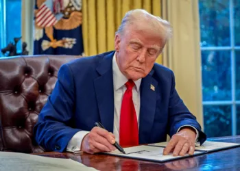 സ്റ്റീൽ, അലുമിനിയം ഇറക്കുമതിക്ക് താരിഫ് ഇരട്ടിയാക്കി ട്രംപ്; കാനഡ ഉൾപ്പെടെ രാജ്യങ്ങൾ സാമ്പത്തിക സമ്മർദ്ദത്തിൽ