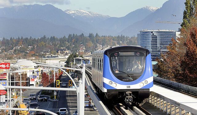 പോക്കറ്റ് കാലിയാകും! ജൂലൈ 1 മുതൽ ട്രാൻസ്‌ലിങ്ക് യാത്ര ചെലവേറും!