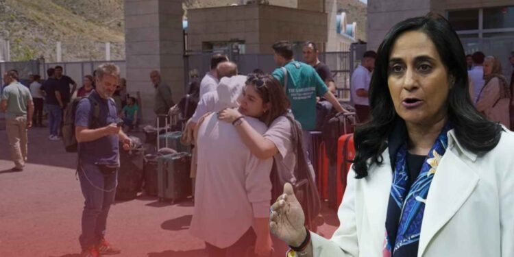 ഇസ്രായേൽ-ഇറാൻ യുദ്ധമേഖലയിൽ കുടുങ്ങിയ കനേഡിയൻ പൗരന്മാരെ ആദ്യ രക്ഷാവിമാനത്തിൽ നാട്ടിൽ എത്തിച്ചു 1 ഇസ്രായേൽ-ഇറാൻ യുദ്ധമേഖലയിൽ കുടുങ്ങിയ കനേഡിയൻ പൗരന്മാരെ ആദ്യ രക്ഷാവിമാനത്തിൽ നാട്ടിൽ എത്തിച്ചു