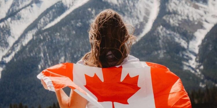 കനേഡിയൻ പൗരത്വമാണോ ലക്ഷ്യം? പൗരത്വം ലഭിക്കാൻ എത്ര കാലം കാനഡയിൽ താമസിക്കണം?