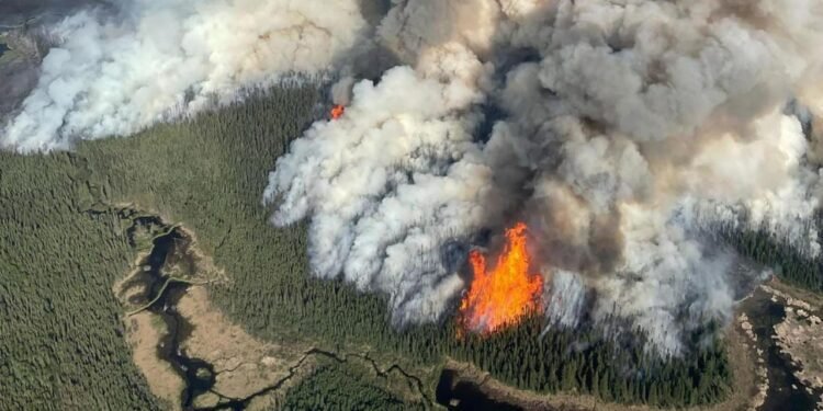 കാനഡയിൽ കാട്ടുതീ രൂക്ഷം: 2025 ചരിത്രത്തിലെ രണ്ടാമത്തെ വലിയ ദുരന്തമായേക്കും